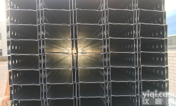 <em>镀锌</em><em>电缆桥架</em>