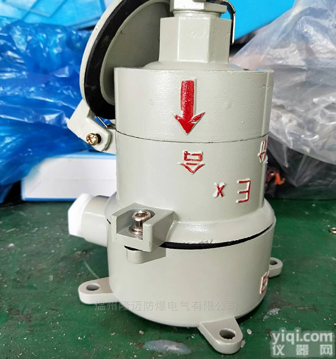 AC-16/220V<em>防爆</em><em>插销</em><em>插座</em>