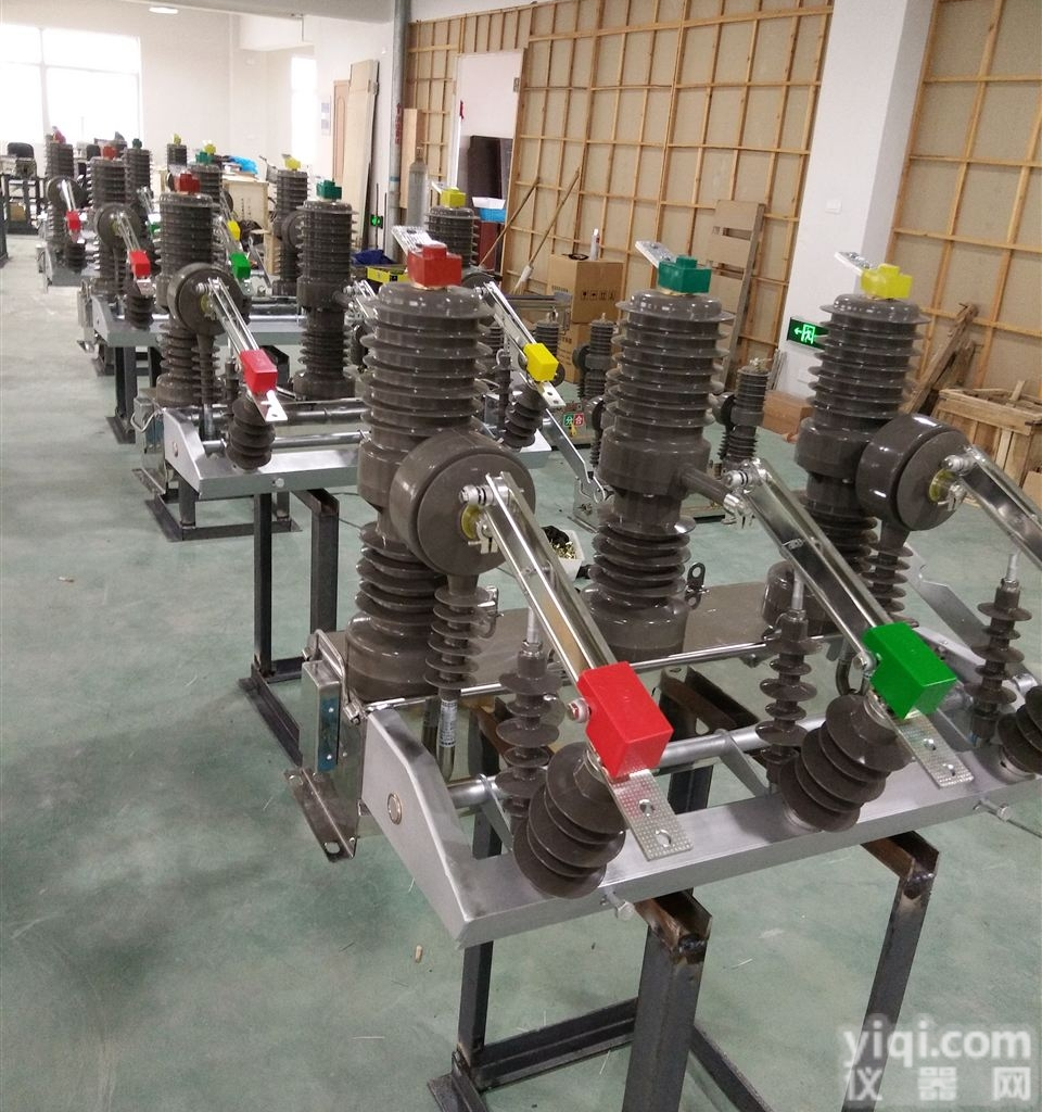 <em>内蒙古</em>10KV智能永磁<em>真空</em><em>断路器</em>ZW32-12MG