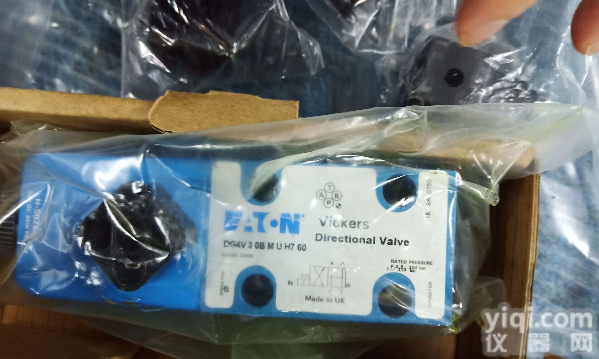 VICKERS<em>威格</em>士<em>伊顿</em>电磁阀CG2V-10FW-B-10