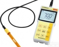 <em>pH300</em><em>标准型</em><em>便携式</em>pH计