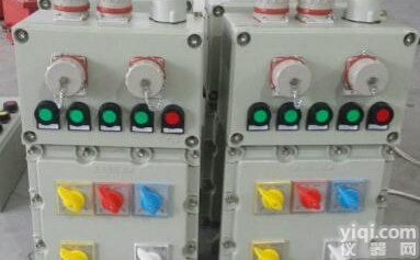 <em>防爆</em><em>插销</em><em>插座</em>箱