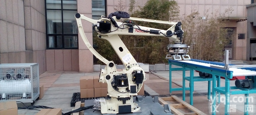 SRA100HS/SRA100HB  上海<em>伊里</em>德<em>日本</em>不二越nachi多功能机器人