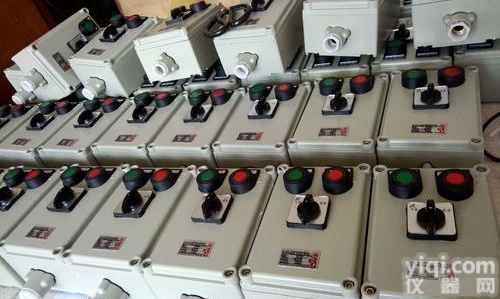 机旁弱电<em>就地</em>铝合金<em>防爆</em>操作柱箱