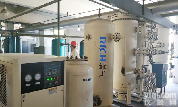 BGPN97~595  <em>300立方制氮机</em>