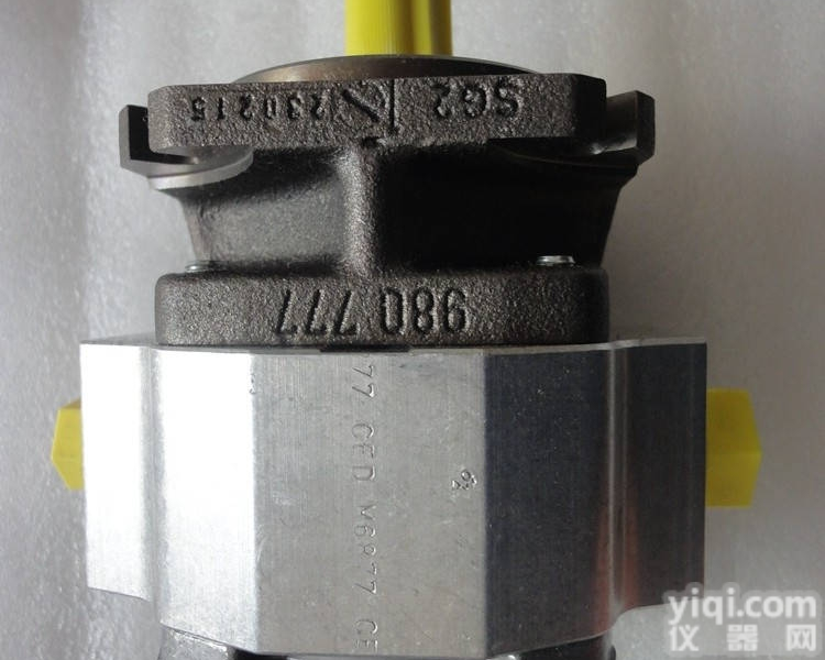 PGH5-3X/080RE11VU2<em>液压泵</em><em>齿轮泵</em>