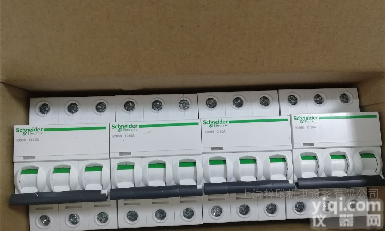 iC65N 1P C8A  <em>施耐德</em>电气iC65N 1P C8A断路器A9F18108