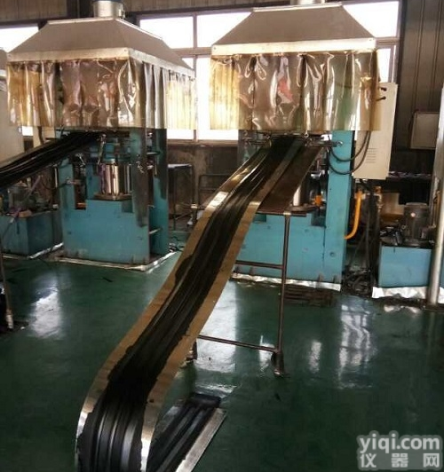 钢边<em>止水带</em>价格  天然<em>橡胶</em>钢边<em>止水带</em>一米多少钱