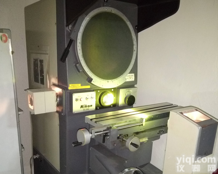 R-14A  <em>日本</em>NIKON<em>尼康</em><em>投影仪</em>R-14A