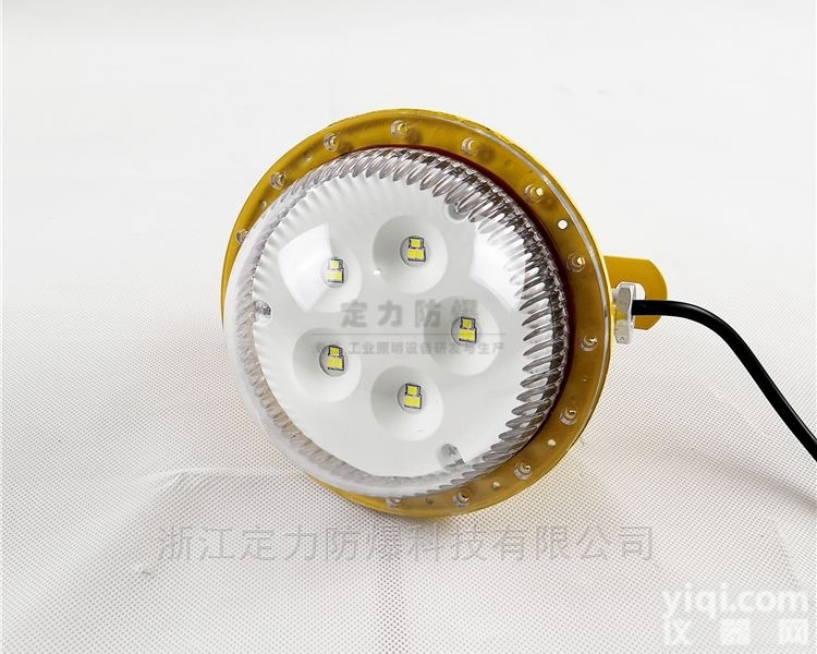 DFC-8183  管廊免维护led<em>防爆灯</em> <em>一体式</em>隔爆型平台灯5W