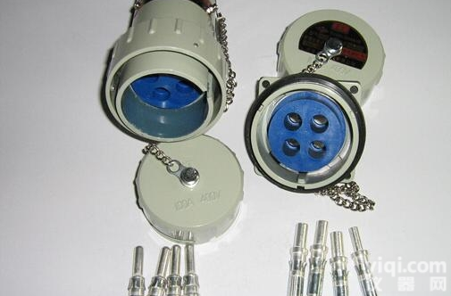 AC-32/380V<em>防爆</em><em>插销</em><em>插座</em>