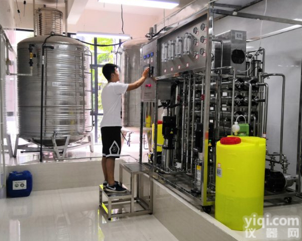 ZYGMPRO-I-1000L/H  药典纯化水医用<em>制药设备</em>