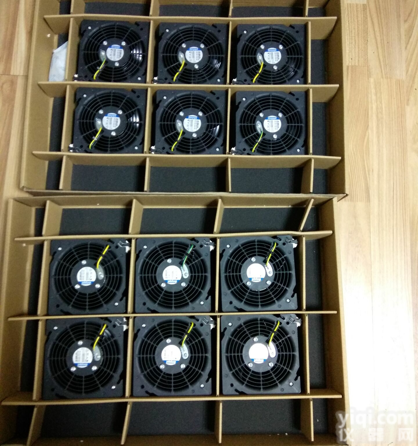 <em>德国</em>EBM<em>伺服</em>散热<em>风机</em>D2E 133-CF01-60