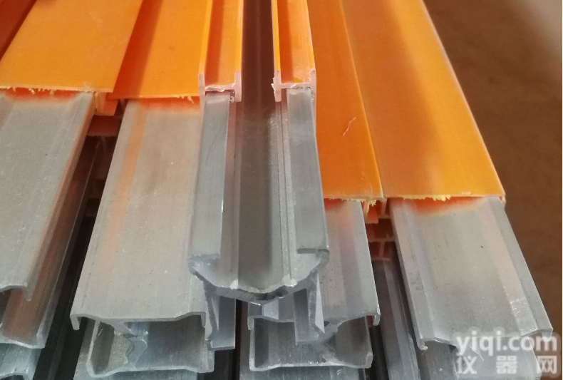 HAH-1600A单极<em>滑触线</em>  轨道式集装箱<em>门式</em><em>起重机</em>行车H型单极<em>滑触线</em>