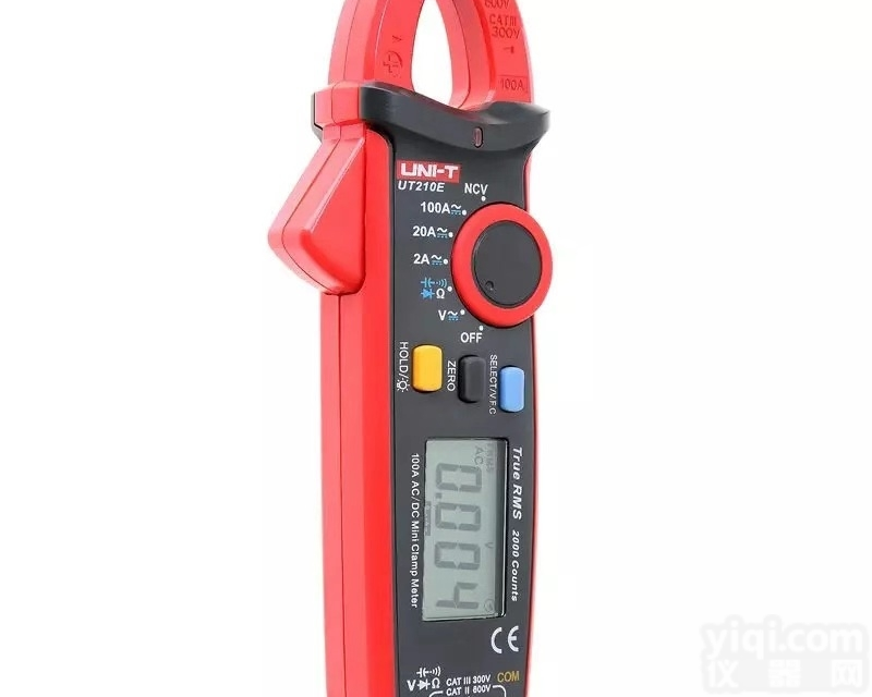 UT204A  钳型<em>电流表</em> 承装<em>四级</em>