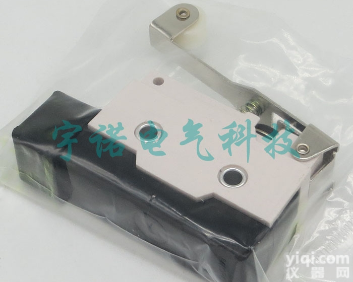 D4MC-2000<em>微动</em><em>限位开关</em>，行程开关