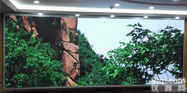 视频<em>会议室</em>P2.5LED电子<em>显示屏</em>显示系统价格