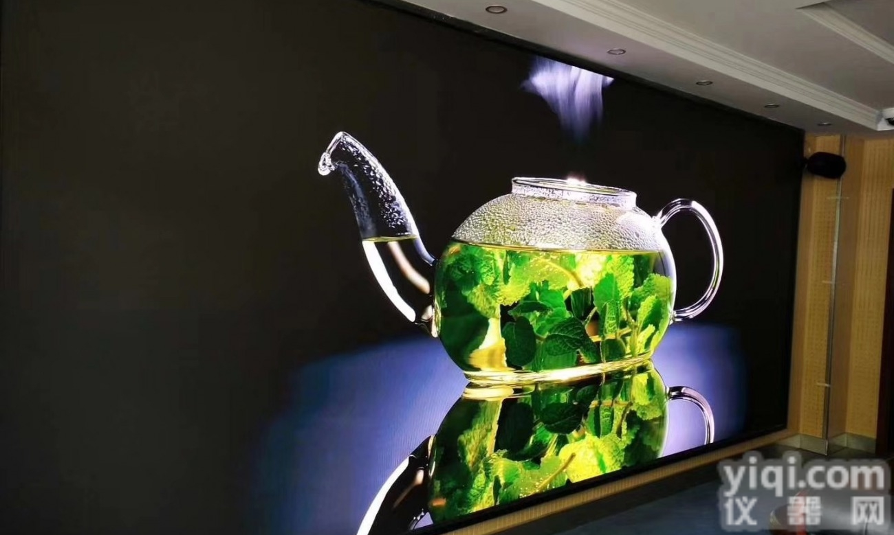 学校体育馆p2.5LED<em>电子屏</em>定制多大<em>面积</em>报价