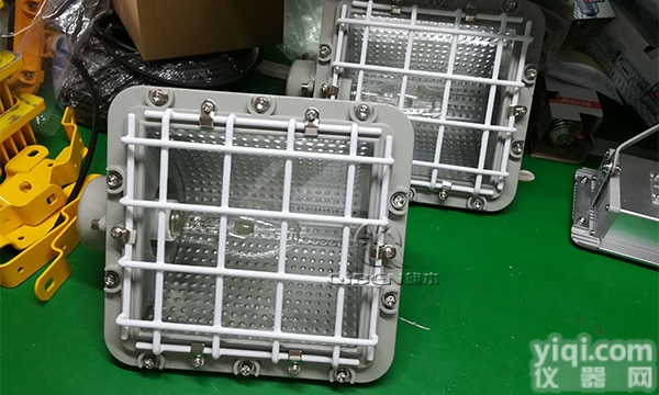 XLA-0089B-J400w防爆<em>泛光灯</em>,<em>外场</em><em>强光</em>防爆<em>泛光灯</em>