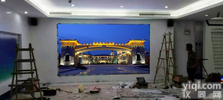 高清晰/高刷新室内P1.25LED<em>显示屏</em>配置<em>费用</em>