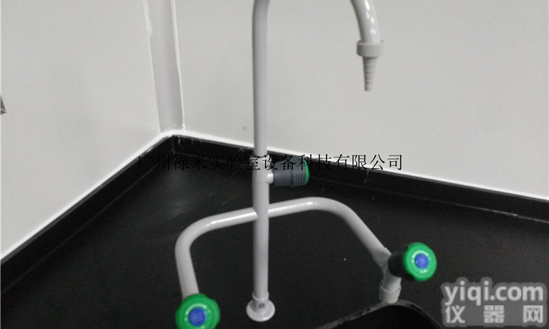 LUMI-SLT  实验室配件 三联化验水嘴 鹅颈<em>三口</em><em>水龙头</em>