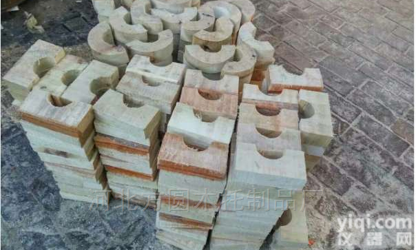 齐全  <em>河北</em>方圆木托、ZY空调木托、<em>防腐木</em>托