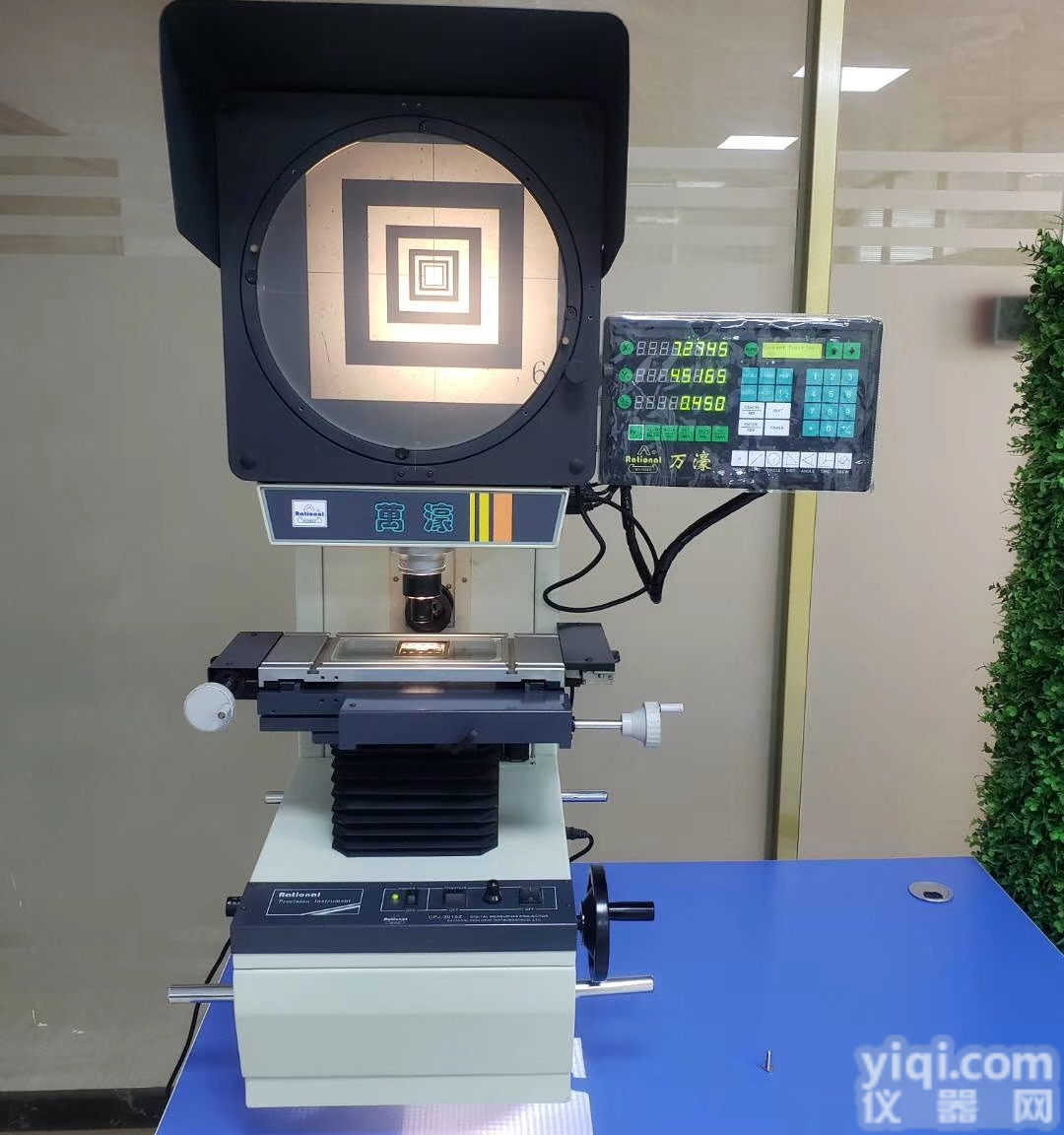 测量<em>投影仪</em>|CPJ-3007Z<em>正向</em>型万濠轮廓测量机