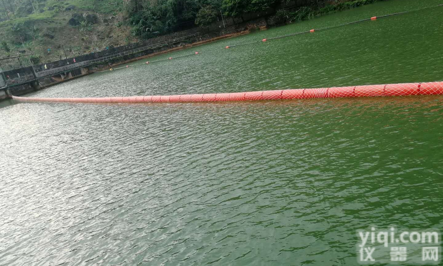 拦污浮排  <em>湖面</em>拦污<em>浮筒</em>拦水草拦垃圾浮体