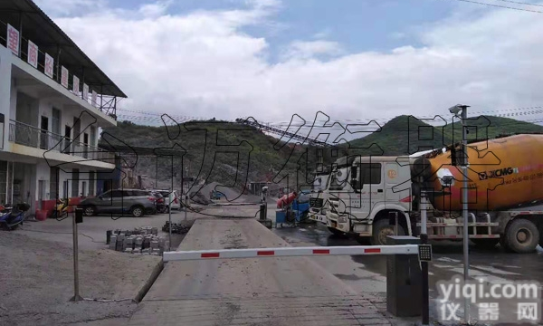<em>采石场</em>地磅车辆识别系统/无人值守地磅软件