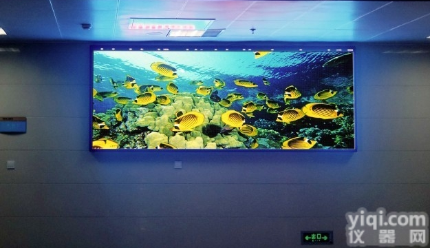 特价P2小间距LED室内<em>电子屏</em><em>上门</em>包安装调试