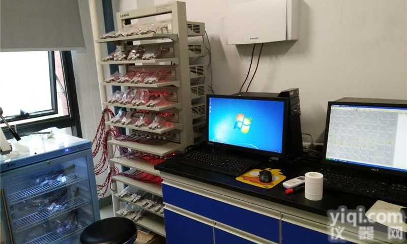 <em>锂电池</em>测试<em>专用</em>恒温箱/恒温柜