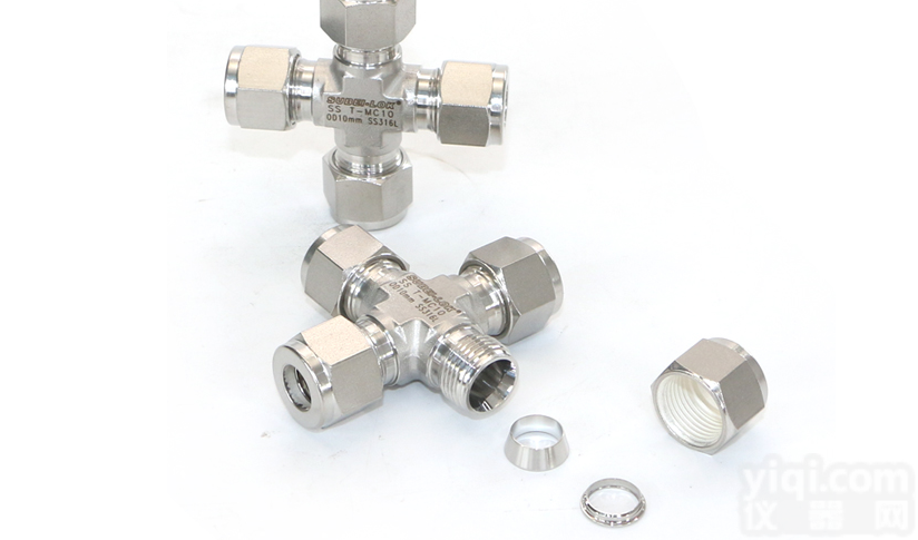 四通<em>接头</em>  <em>卡套</em>式四通<em>接头</em>