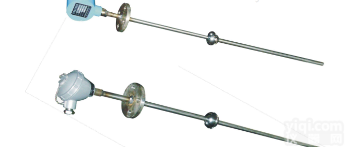 <em>智能型外贴式超声波液位计</em>