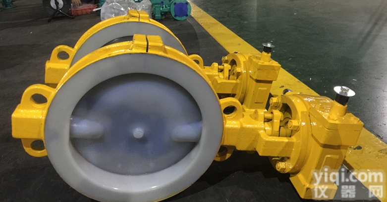 <em>D371F4</em>  <em>对夹式</em>衬四氟<em>蝶阀</em>