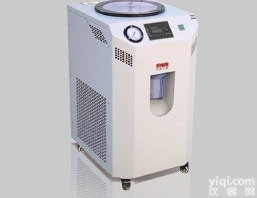 <em>EW-900CH型冷却水循环机</em>