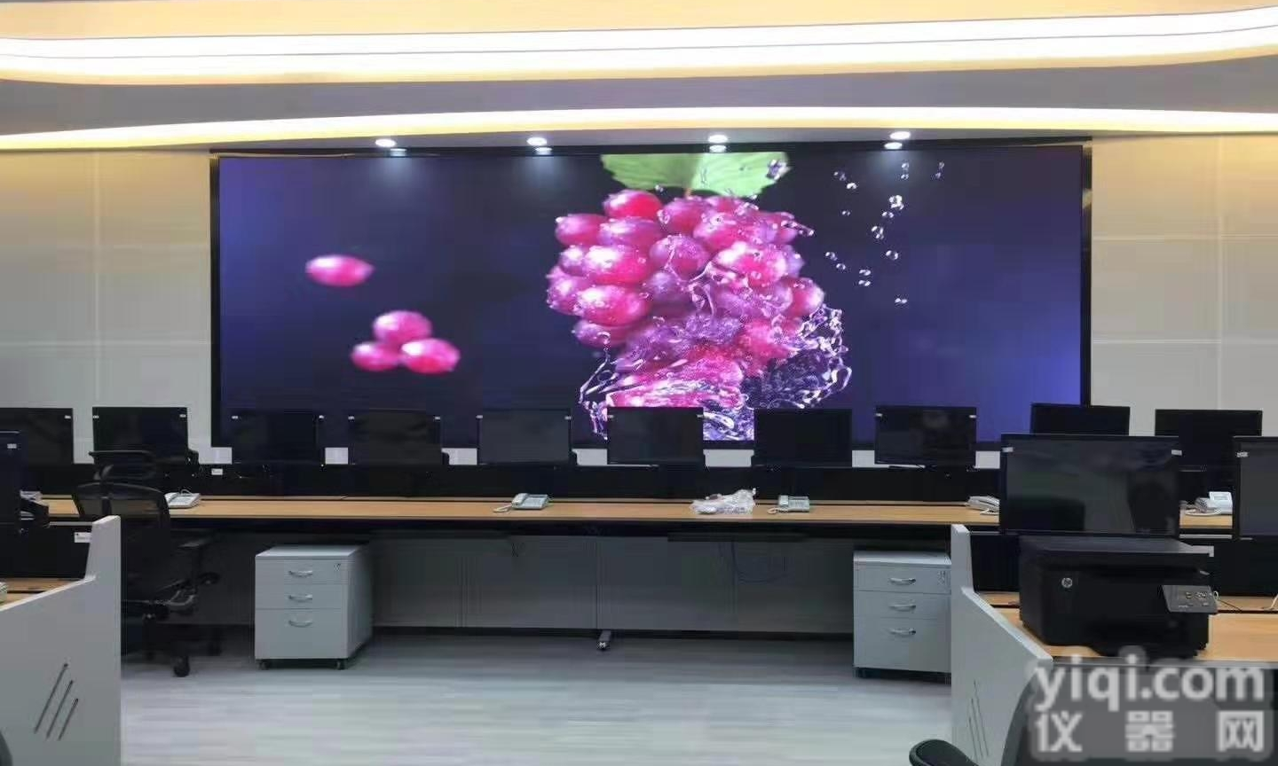 雾面灯铜支架P3LED全彩<em>电子屏</em>安装<em>调试</em>价格