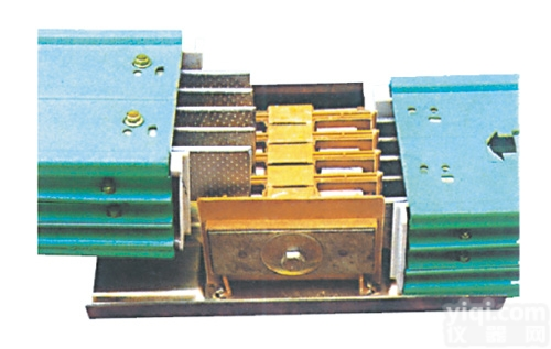 BMC空气<em>绝缘</em>型<em>封闭</em><em>母线槽</em>