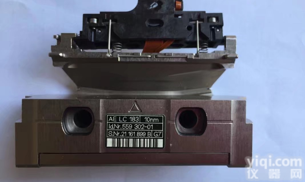 AE LC183 ID：559299-01  海<em>德汉</em>HEIDENHAIN<em>读数</em>头AE LC183