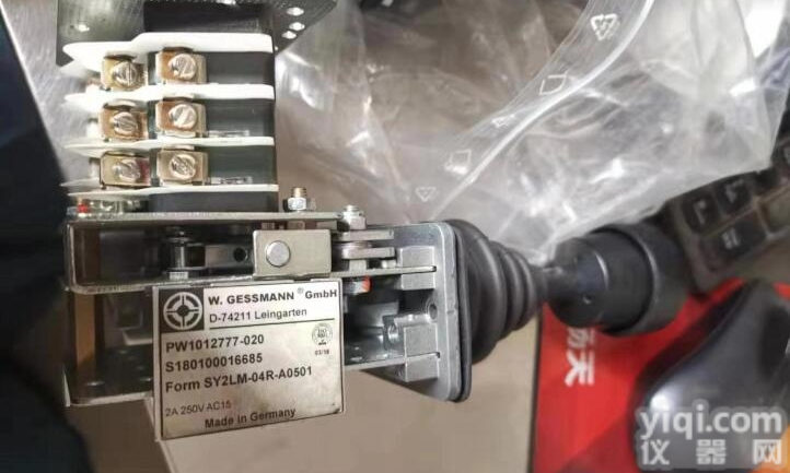 GESSMANN捷斯曼开关<em>控制器</em>V8/B1ER/16-<em>11</em>