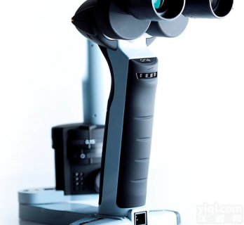 PSL One  <em>英国</em>keeler<em>手持式</em><em>裂隙</em>灯