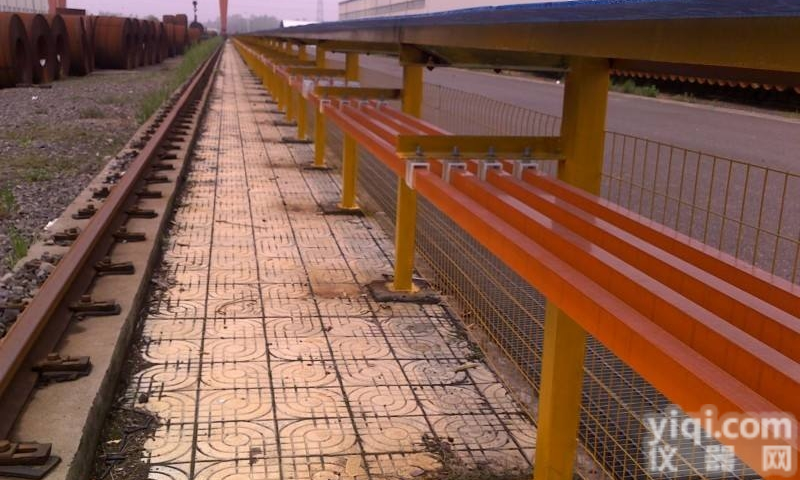 H-500A、1000A  <em>预制</em><em>桥梁</em>架桥机起重机单极组合式滑触线