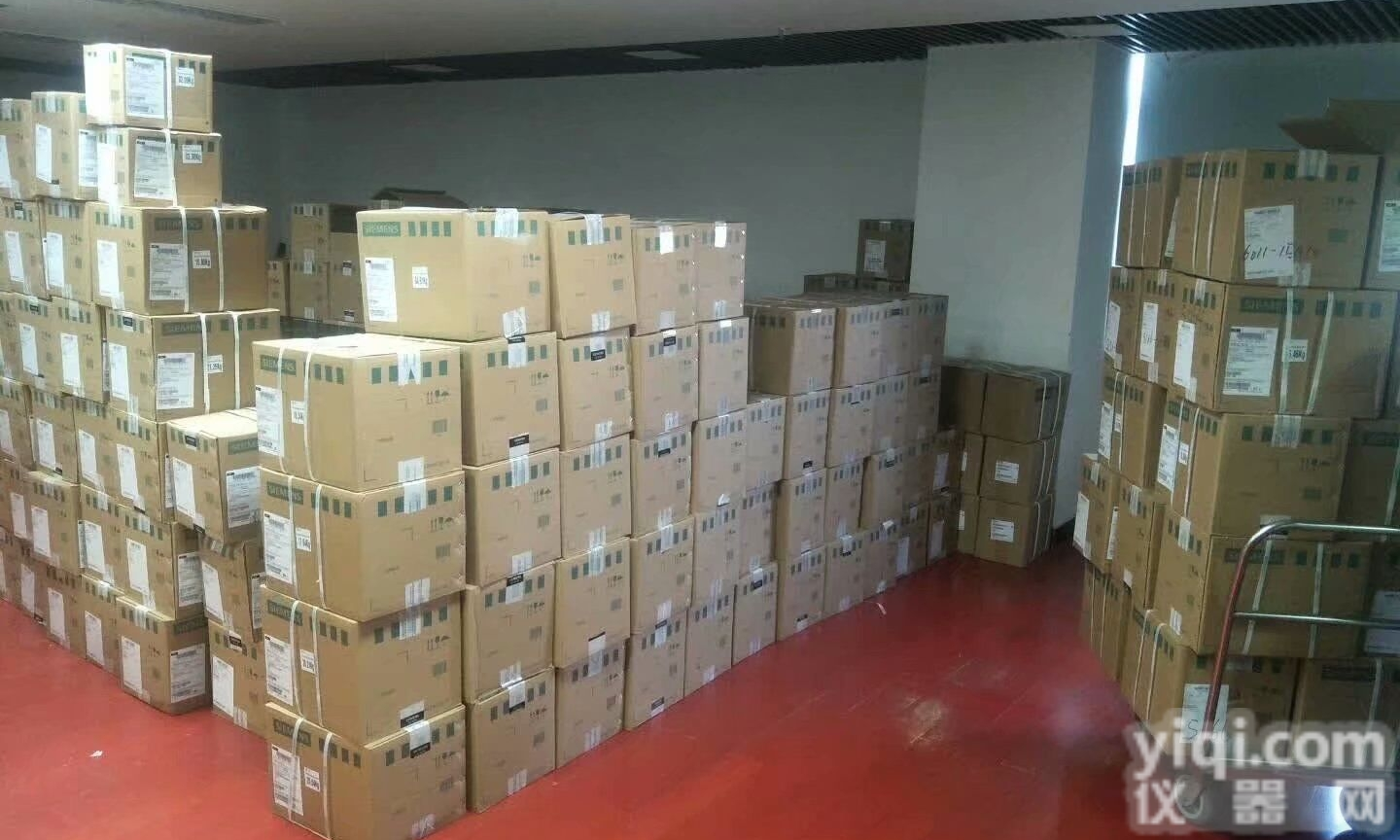 <em>MM440</em><em>西门子</em>1.1KW<em>变频器</em>6SE64402UC211BA1