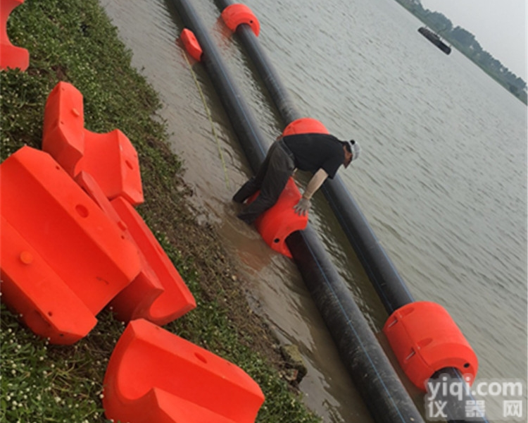 柏泰  挖沙船浮体<em>疏浚</em>管道<em>浮筒</em>尺寸报价