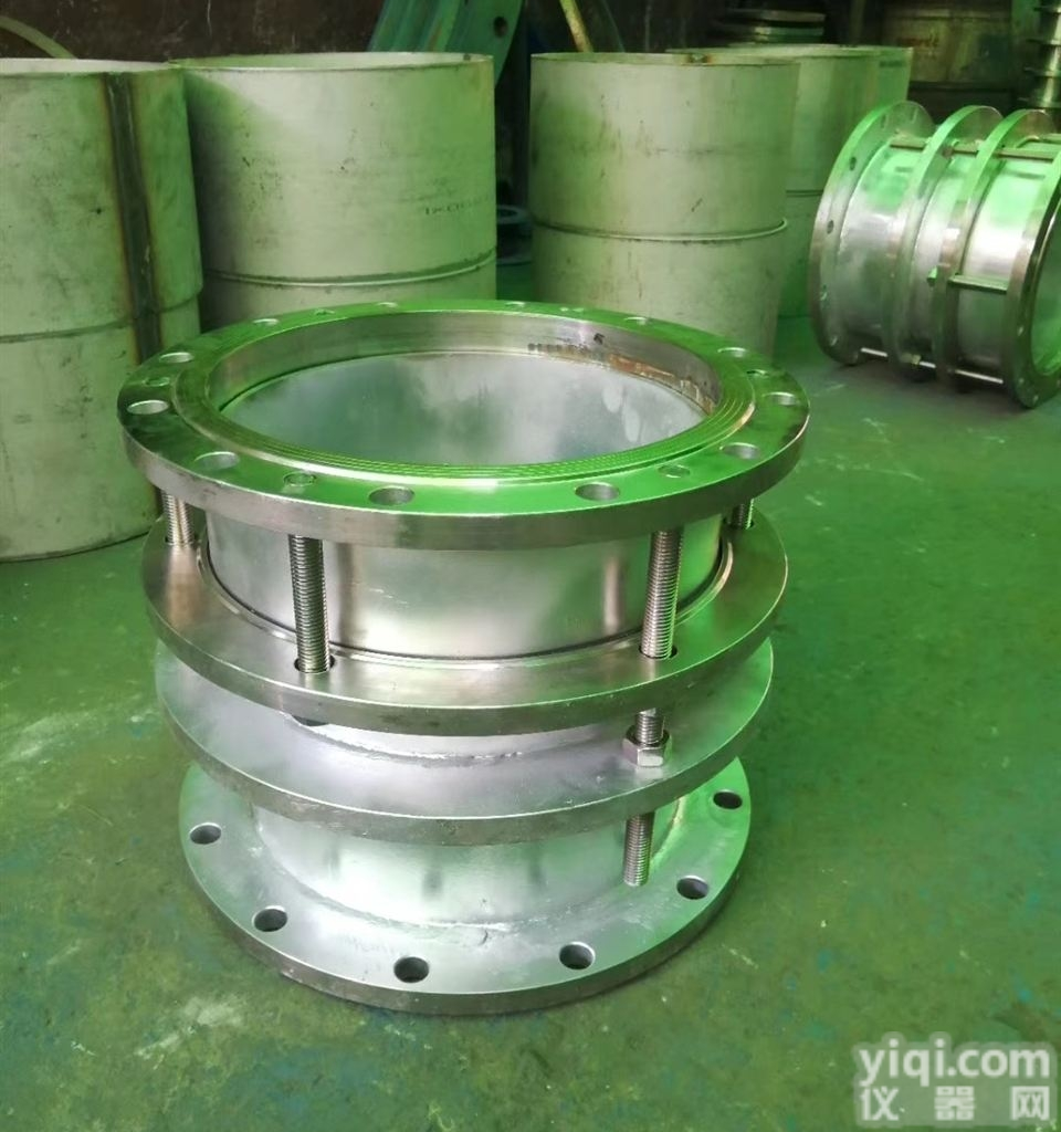 VSSJA-2（B2F）  双<em>法兰</em><em>限位</em><em>松套</em>伸缩接头