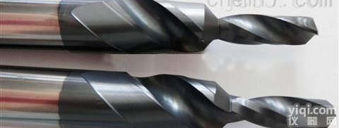 <em>台阶</em>钻<em>加工</em>