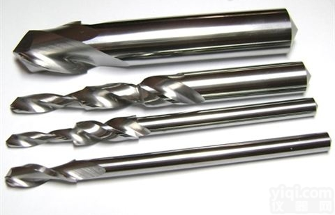 复合<em>台阶</em>钻<em>加工</em>