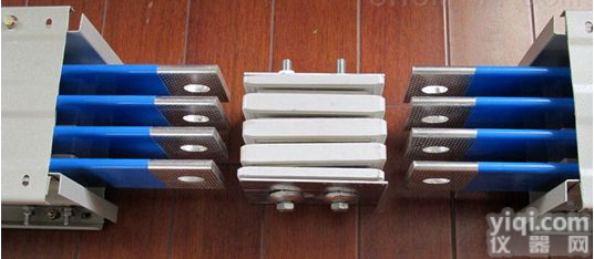 FCM<em>密集型</em><em>插接式</em><em>母线槽</em>特价