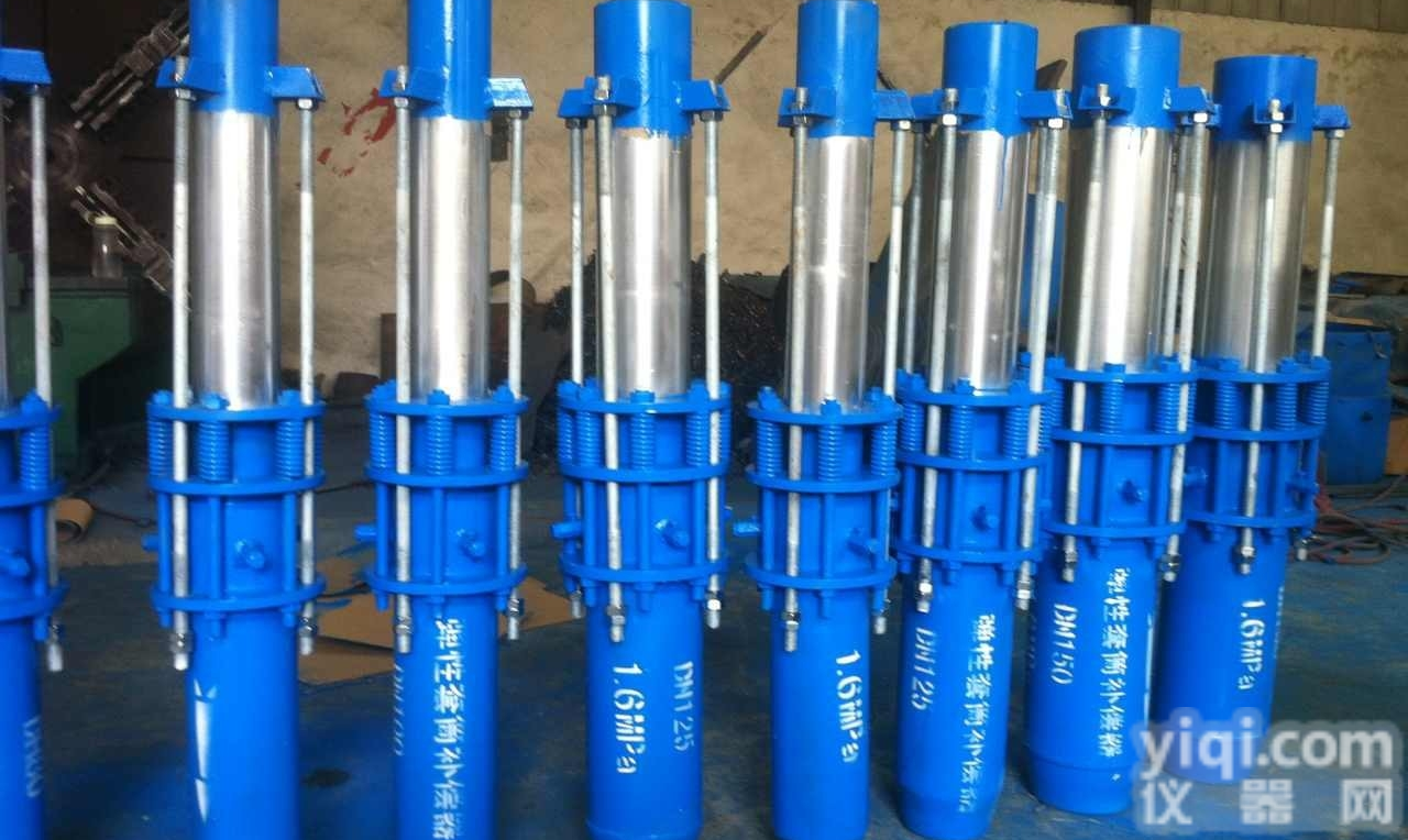 弹性<em>套筒补偿器</em>