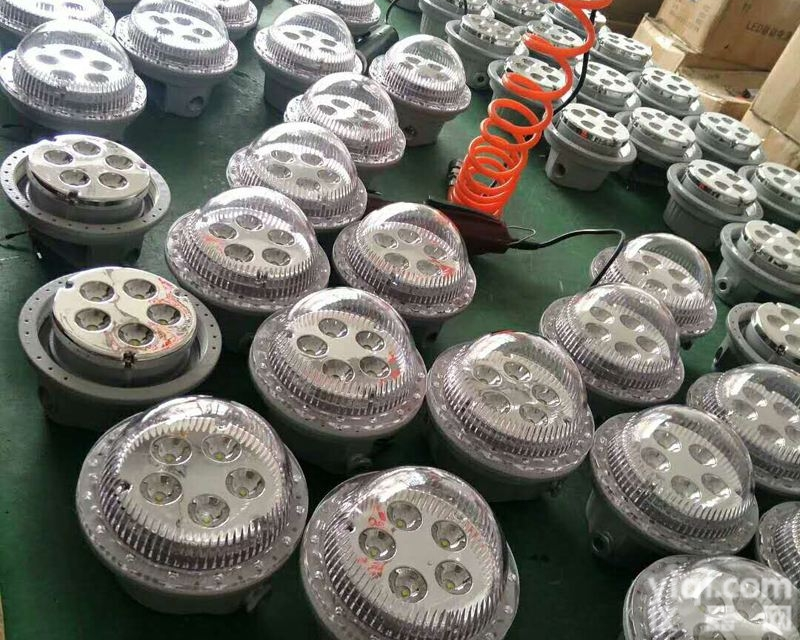 陕西LBFC8183地下室耐腐蚀防潮<em>吸顶</em><em>应急灯</em>