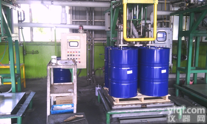 灌装机厂家，防腐<em>液体</em>灌<em>设备</em>